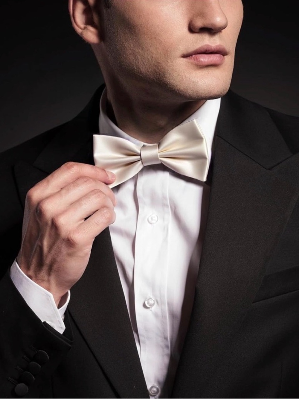 💞 New Beige Satin Pre-tied Adjustable Bow Tie